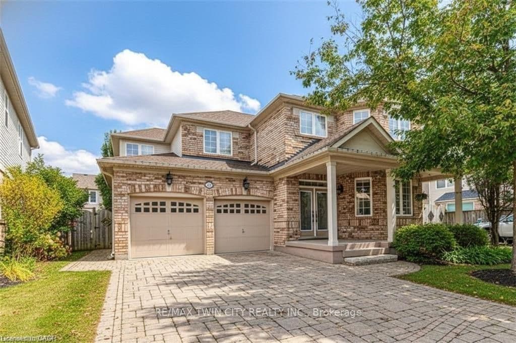 Dellgrove Circle, Cambridge, ON N1T 2J9