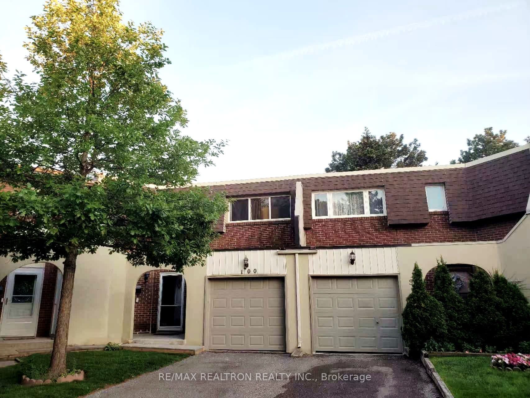 Mississauga Valley Boulevard 100, Mississauga, ON L5A 3M9