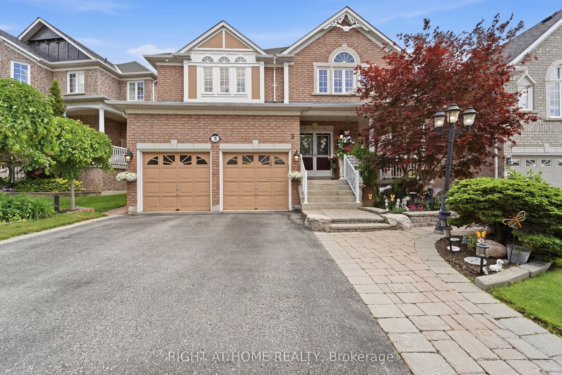 Darley Street S, Ajax, ON L1T 3X8