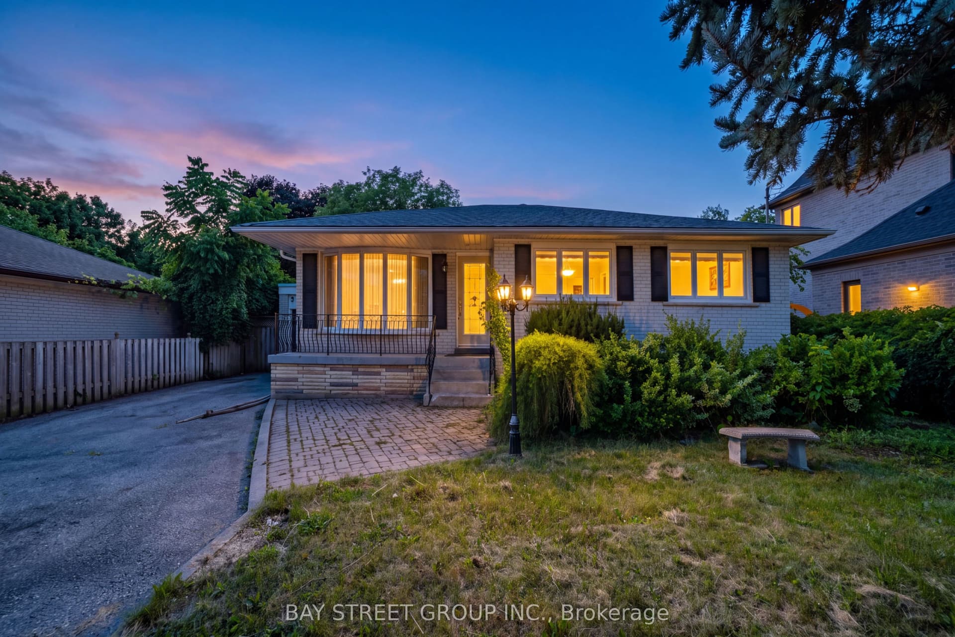 Alanadale Avenue BSMT, Markham, ON L3P 1S3