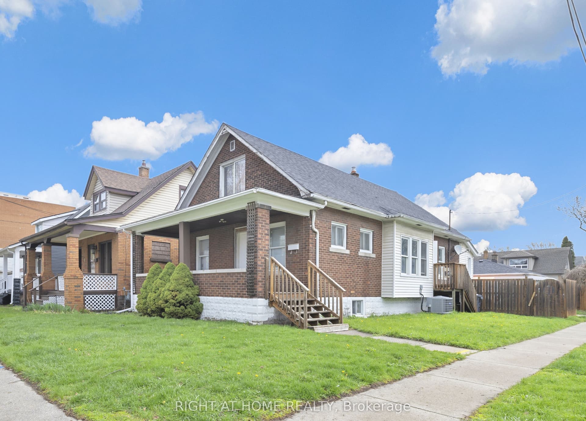 Peter Street, Windsor, ON N9C 1J4
