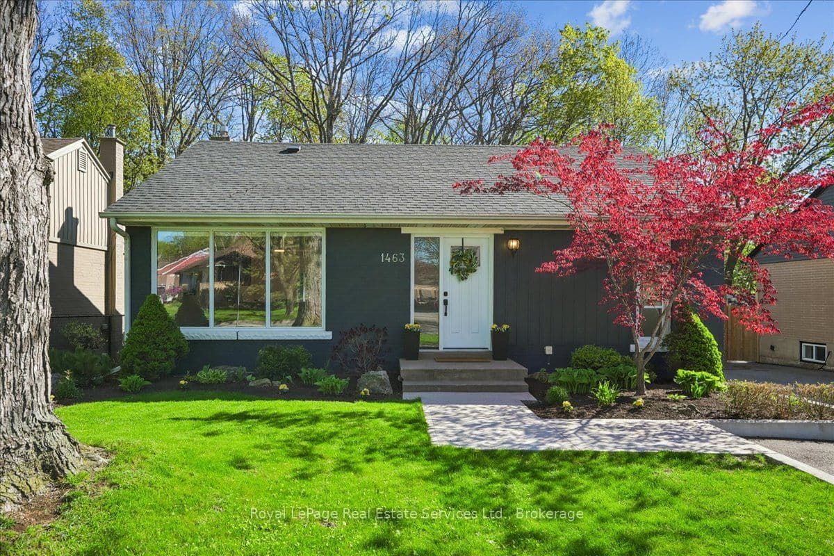 Augustine Drive, Burlington, ON L7P 2N1
