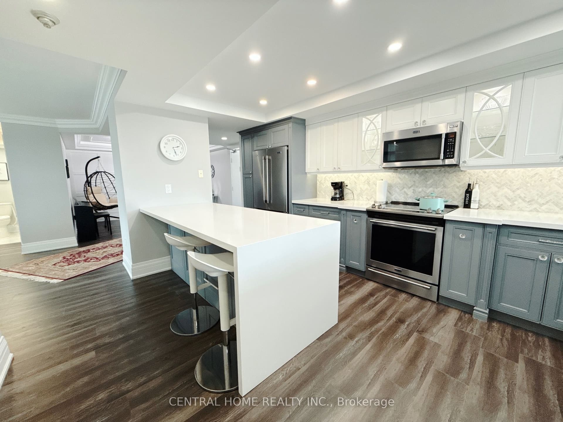 Skymark Drive 2703, Toronto, ON M2H 3N4