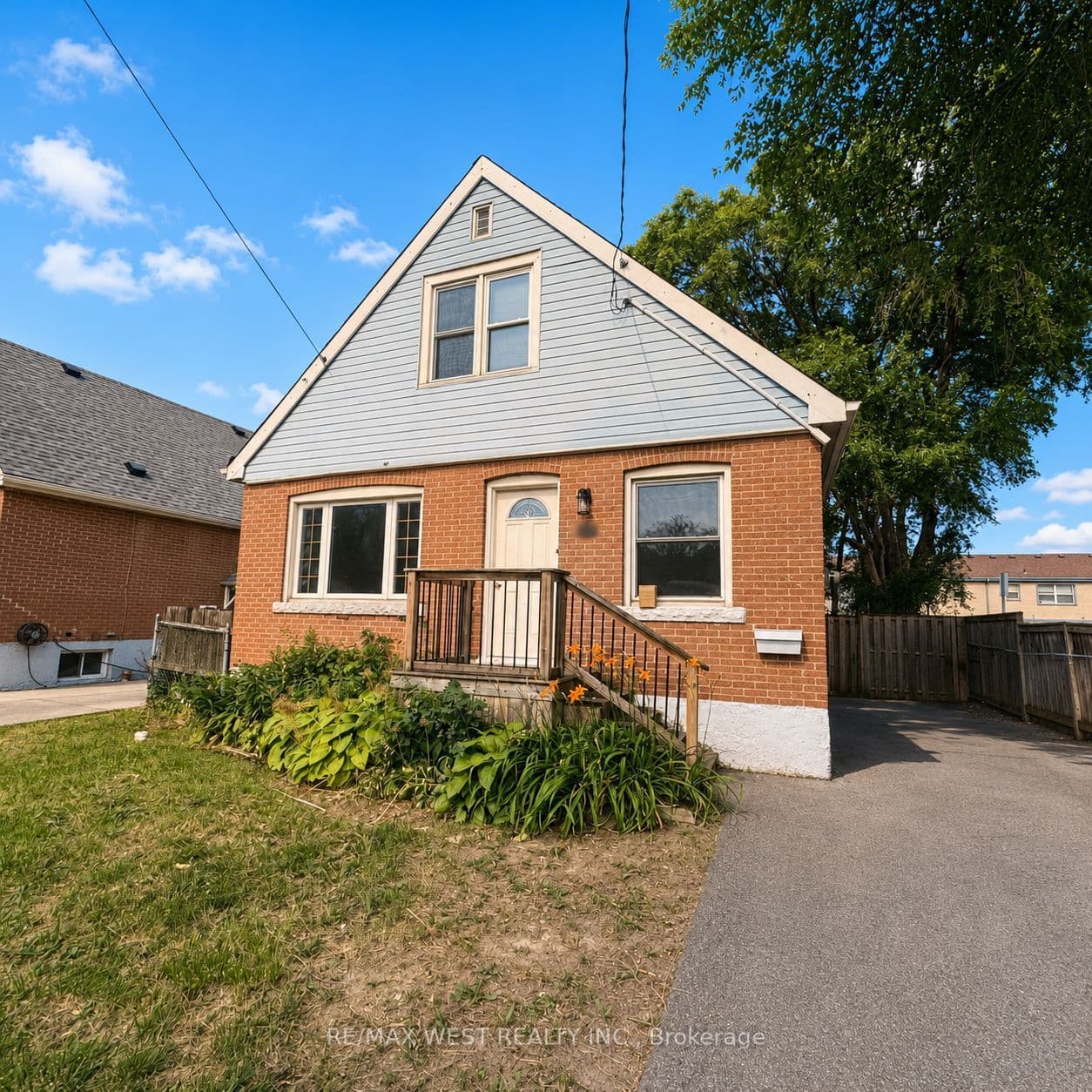 Shadyside Avenue Main & 2nd, Hamilton, ON L8V 3E2