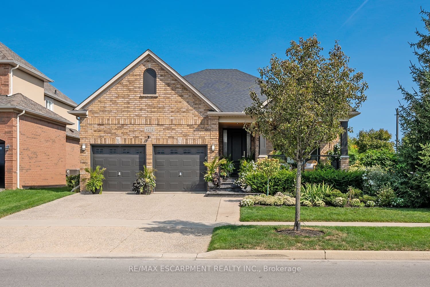 Sarazen Drive, Burlington, ON L7M 4Z2