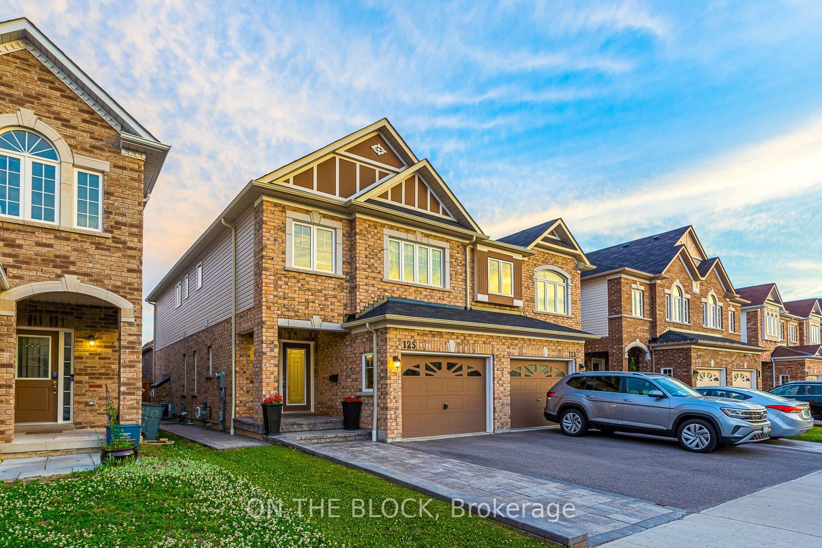 Leney Street, Ajax, ON L1Z 0T6