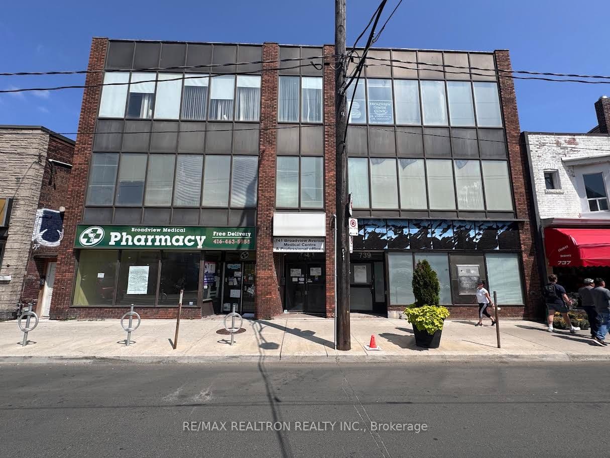 Broadview Avenue, Toronto, ON M4K 3Y3