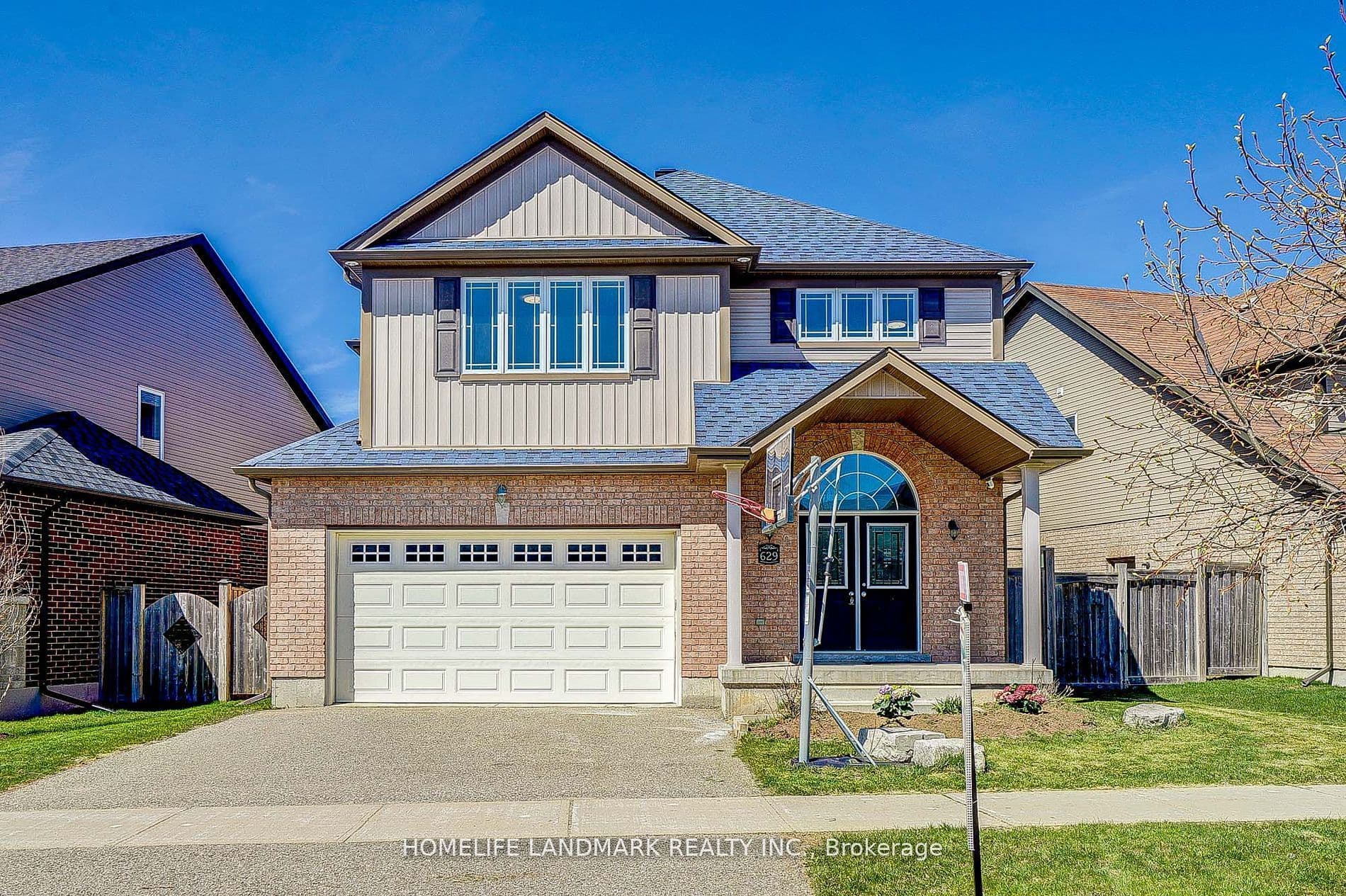College Avenue, Orangeville, ON L9W 4S4