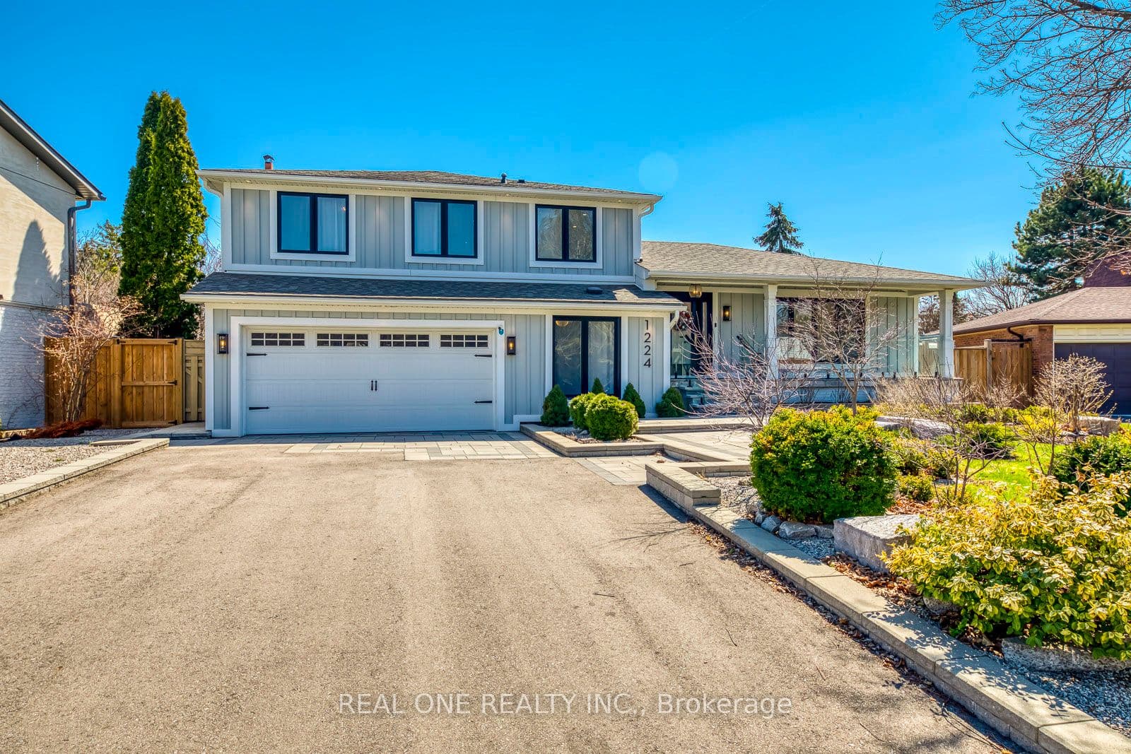 Willowbrook Drive, Oakville, ON L6L 2K1
