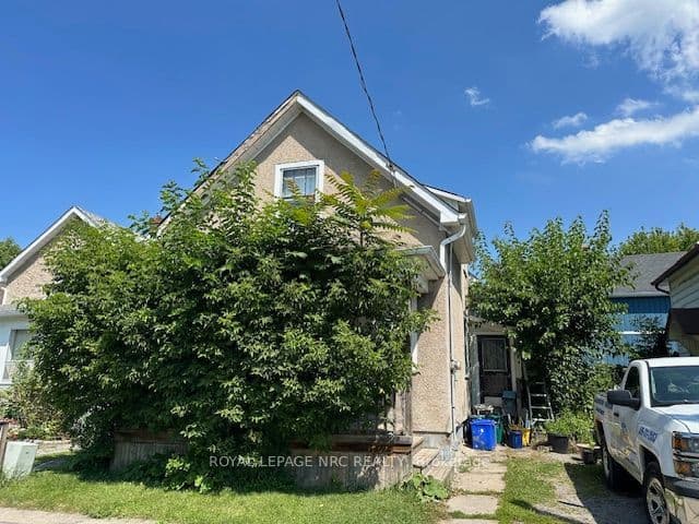 Haynes Avenue, St. Catharines, ON L2R 3Z3
