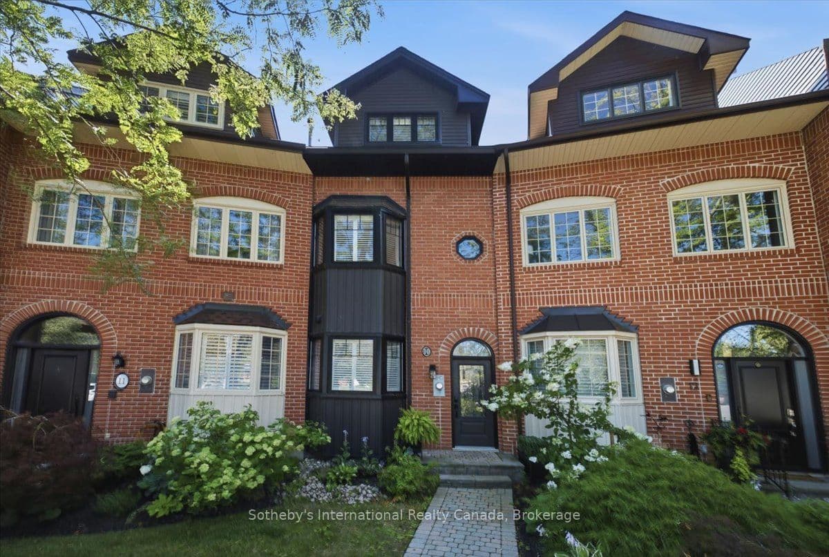 Southwind Terrace, Oakville, ON L6L 6K5