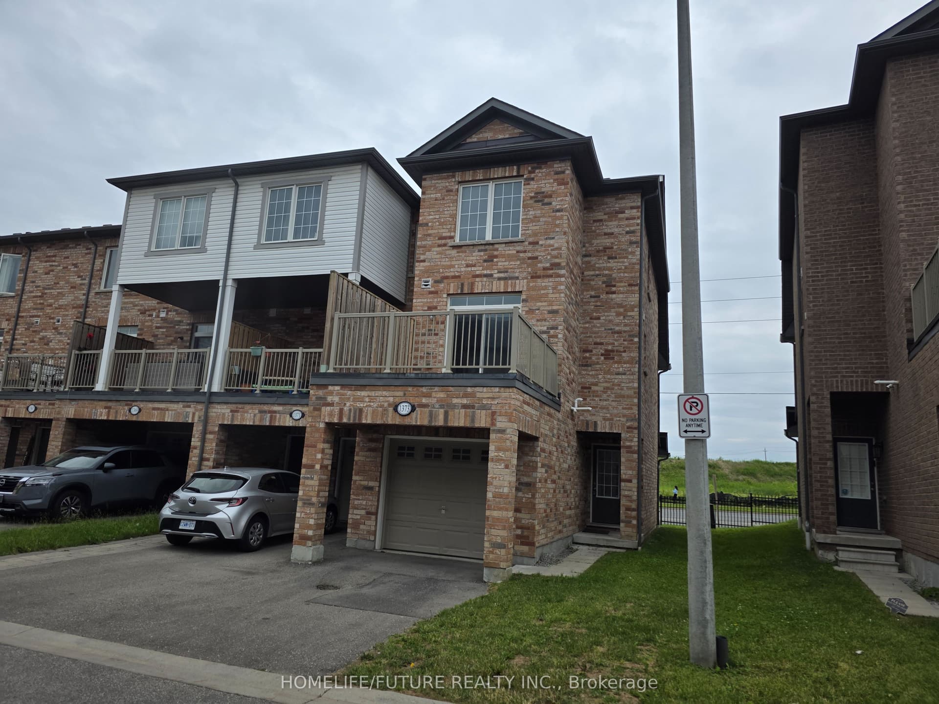 Salem Road N, Ajax, ON L1Z 0R9