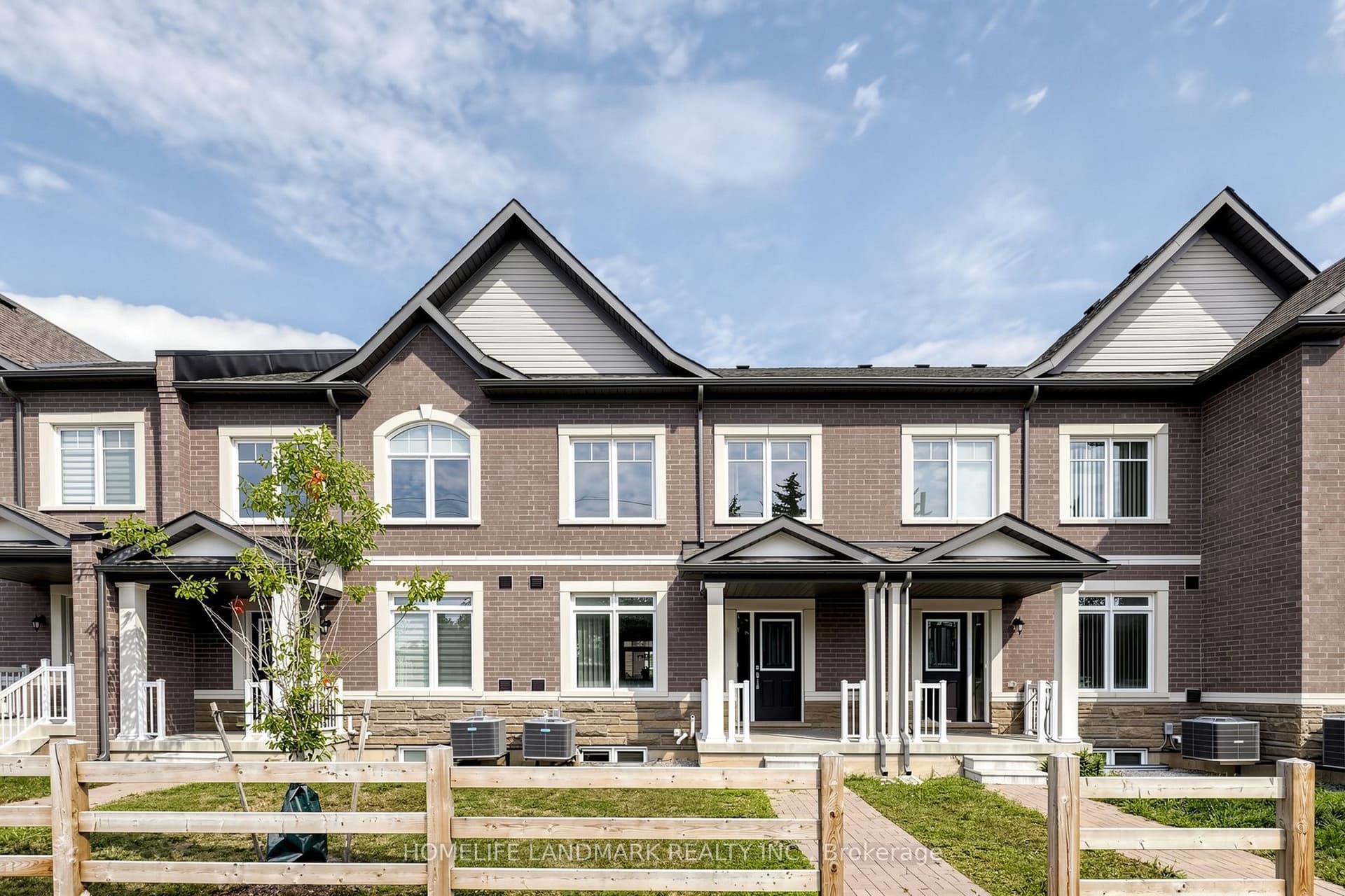 Seguin Street, Richmond Hill, ON L4E 1H9