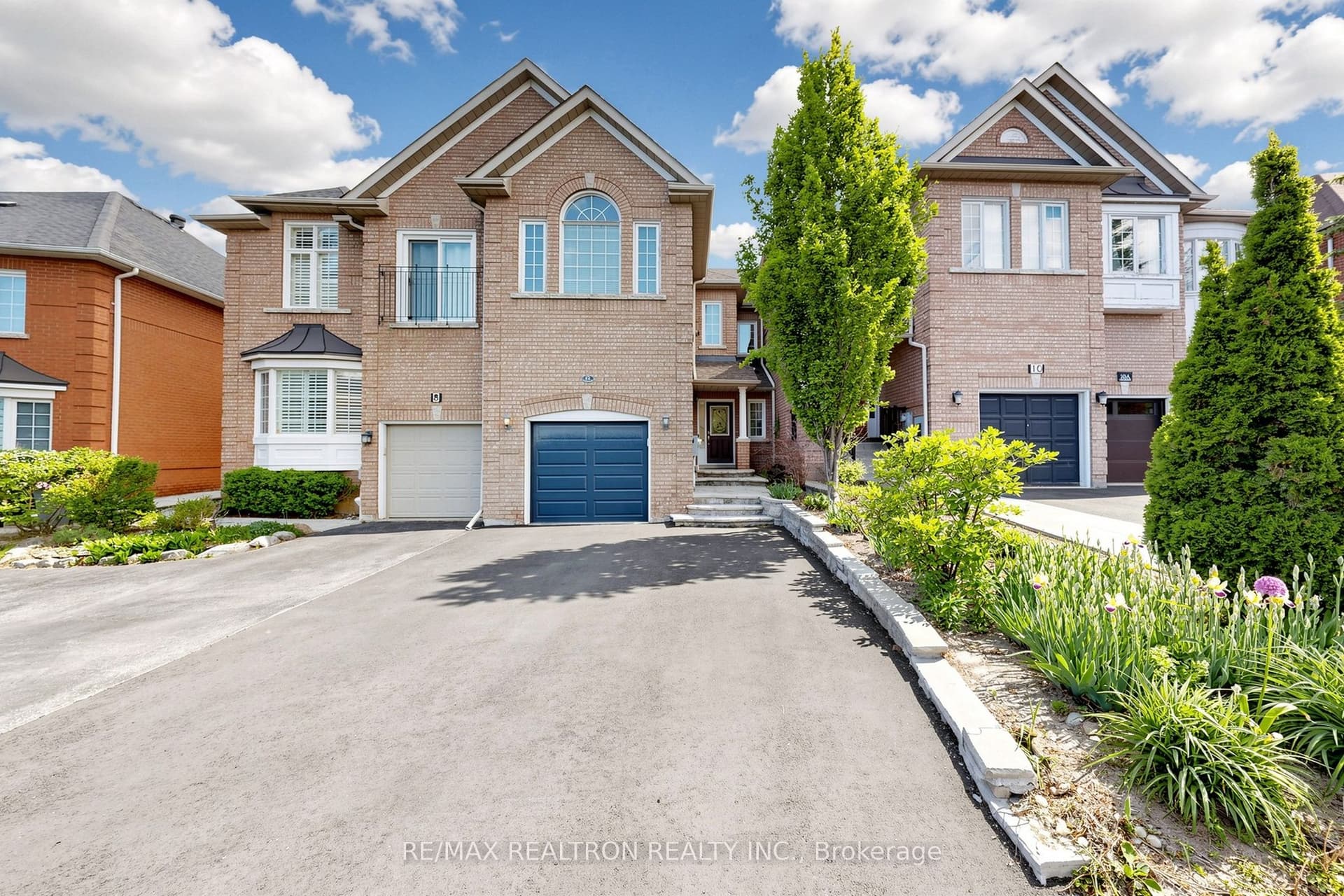 Casa Grande Street, Richmond Hill, ON L4S 1R5