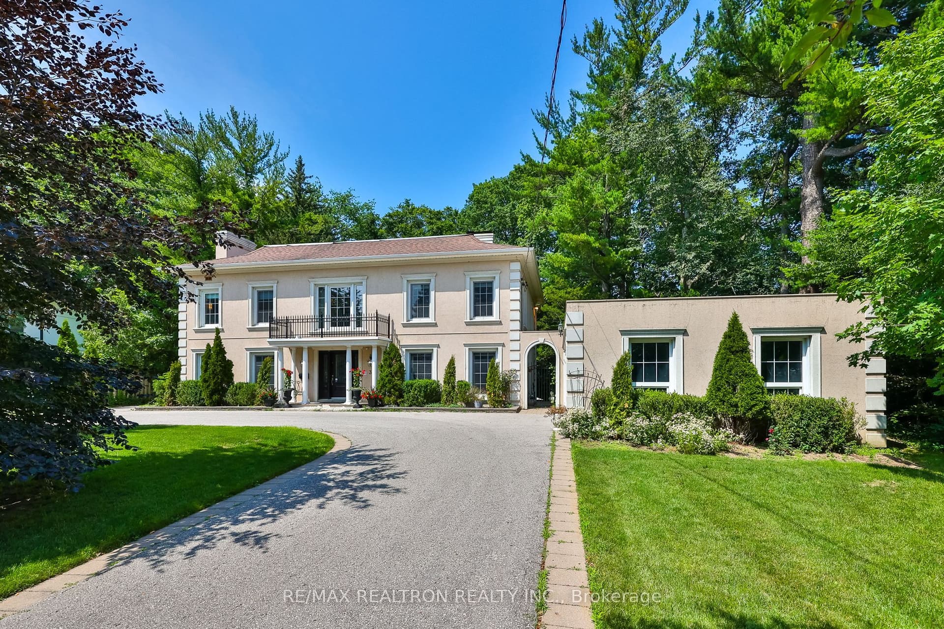 Saintfield Avenue, Toronto, ON M3C 2M6