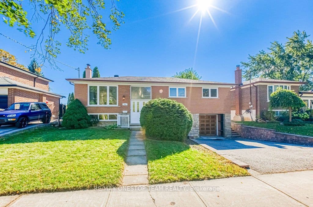 Houston Crescent, Toronto, ON M2J 3H7