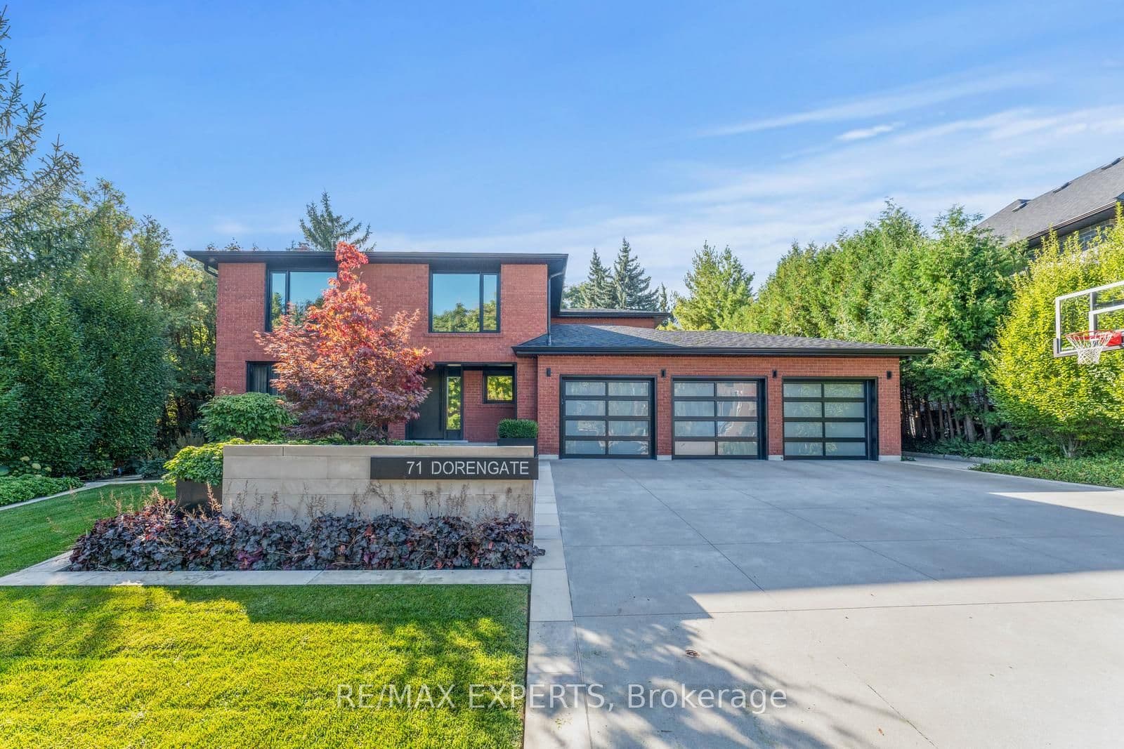 Dorengate Drive, Vaughan, ON L4L 1M6