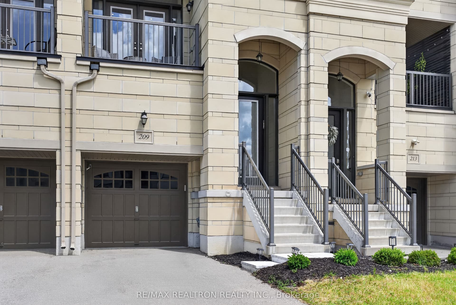 Arianna Crescent, Vaughan, ON L6A 4Z9