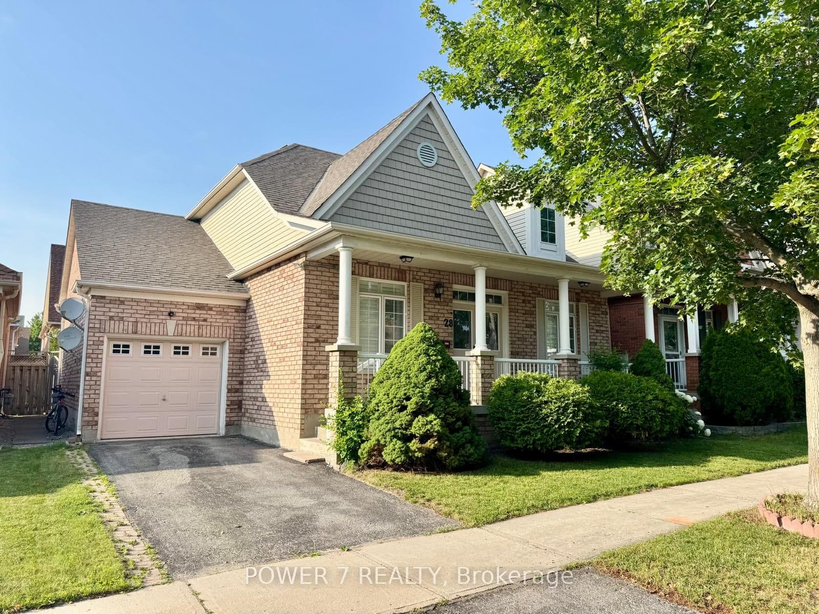 Cliveden Place, Markham, ON L6C 2S4