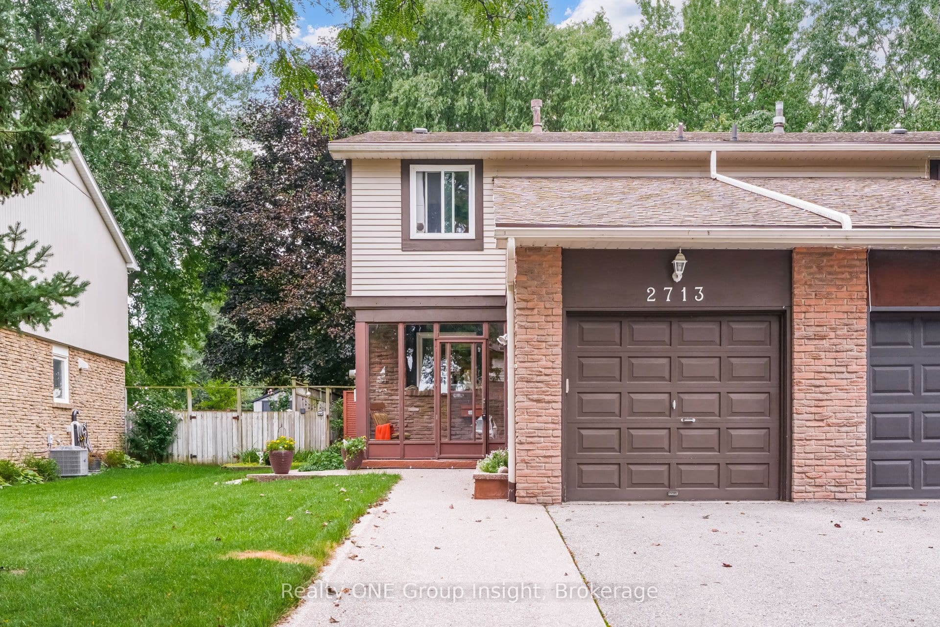 Andorra Circle, Mississauga, ON L5N 2H8