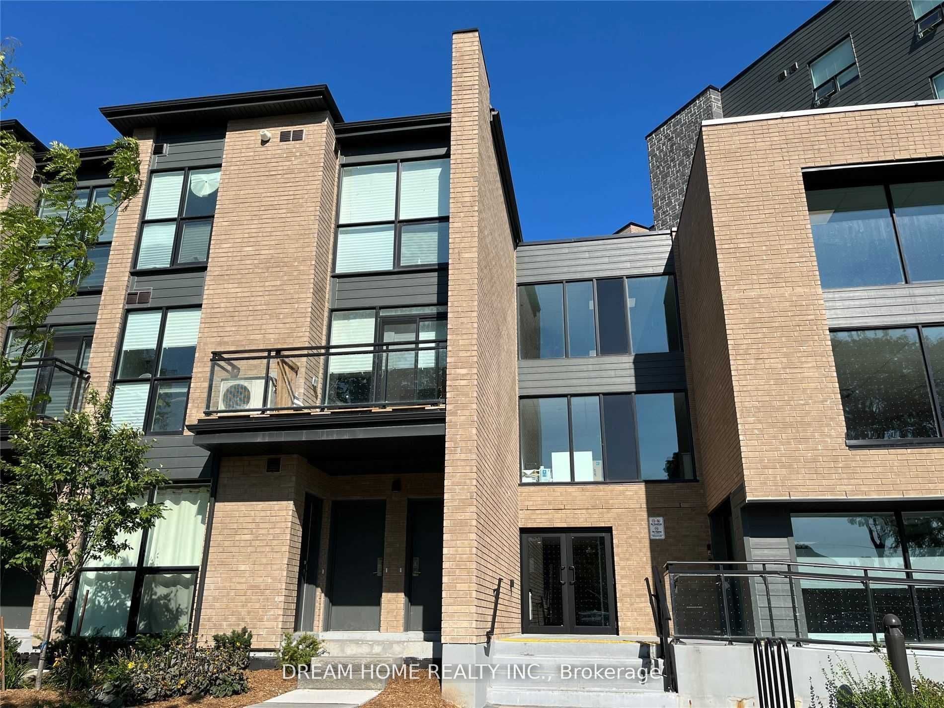 Falaise Road 7C, Toronto, ON M1E 0C5