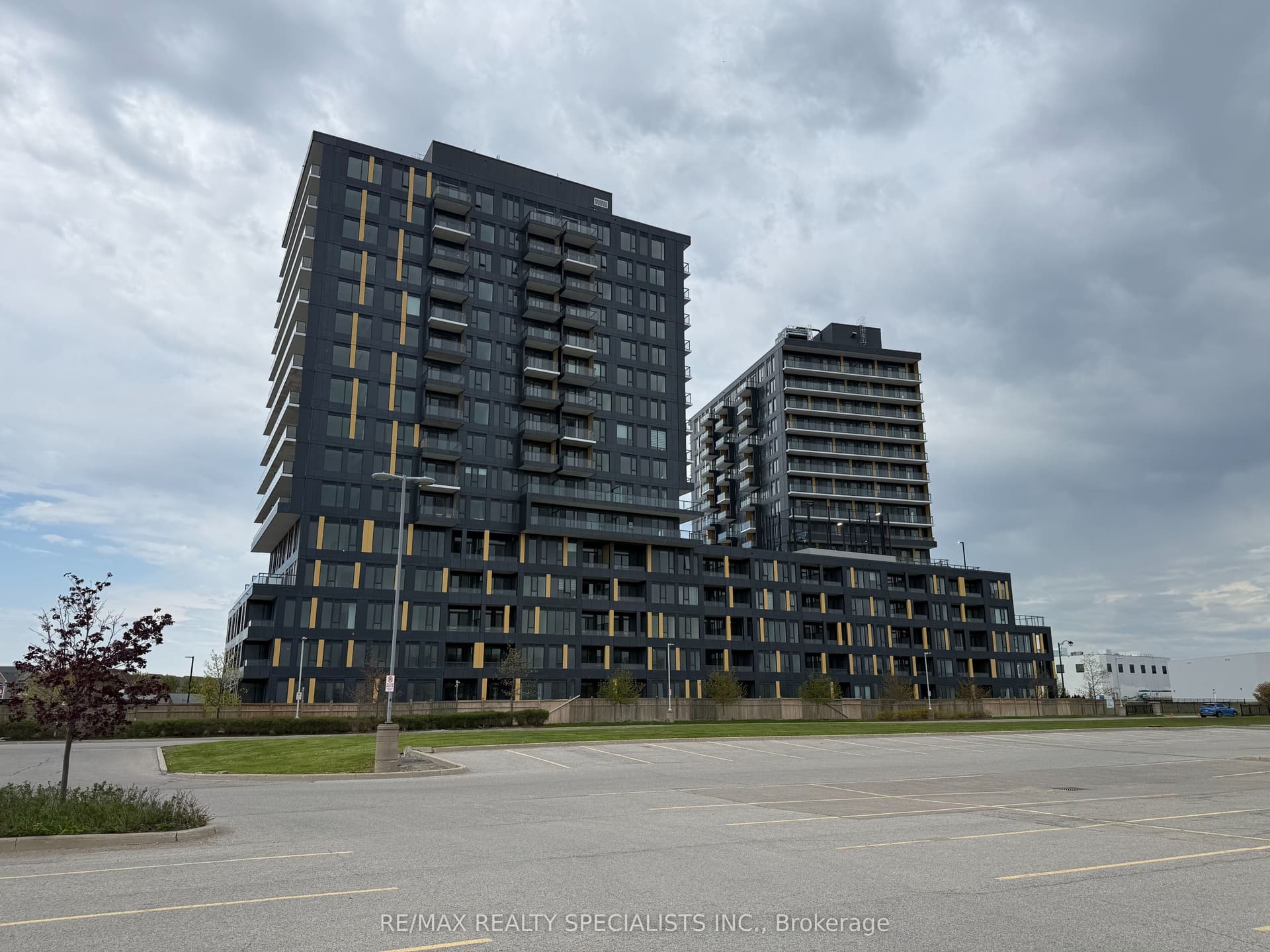 POWERS Common C1110, Burlington, ON L7M 2B4
