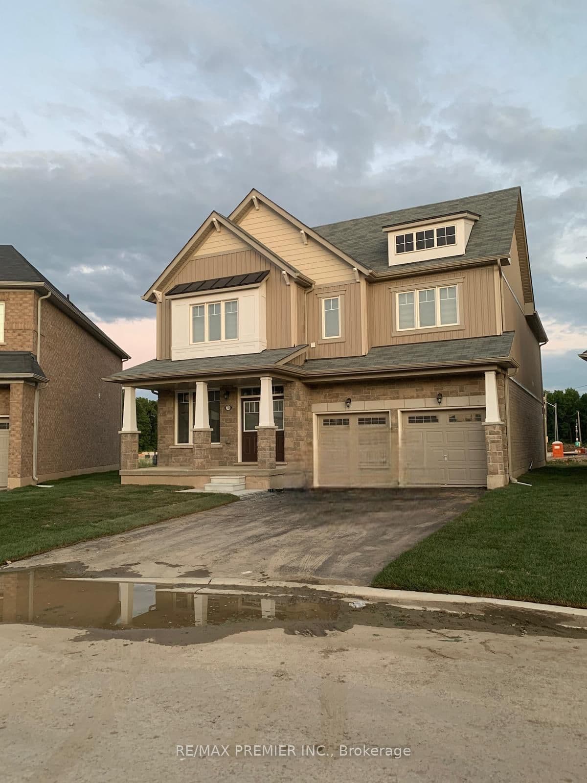 Tupelo Crescent, Niagara Falls, ON L2H 3R8