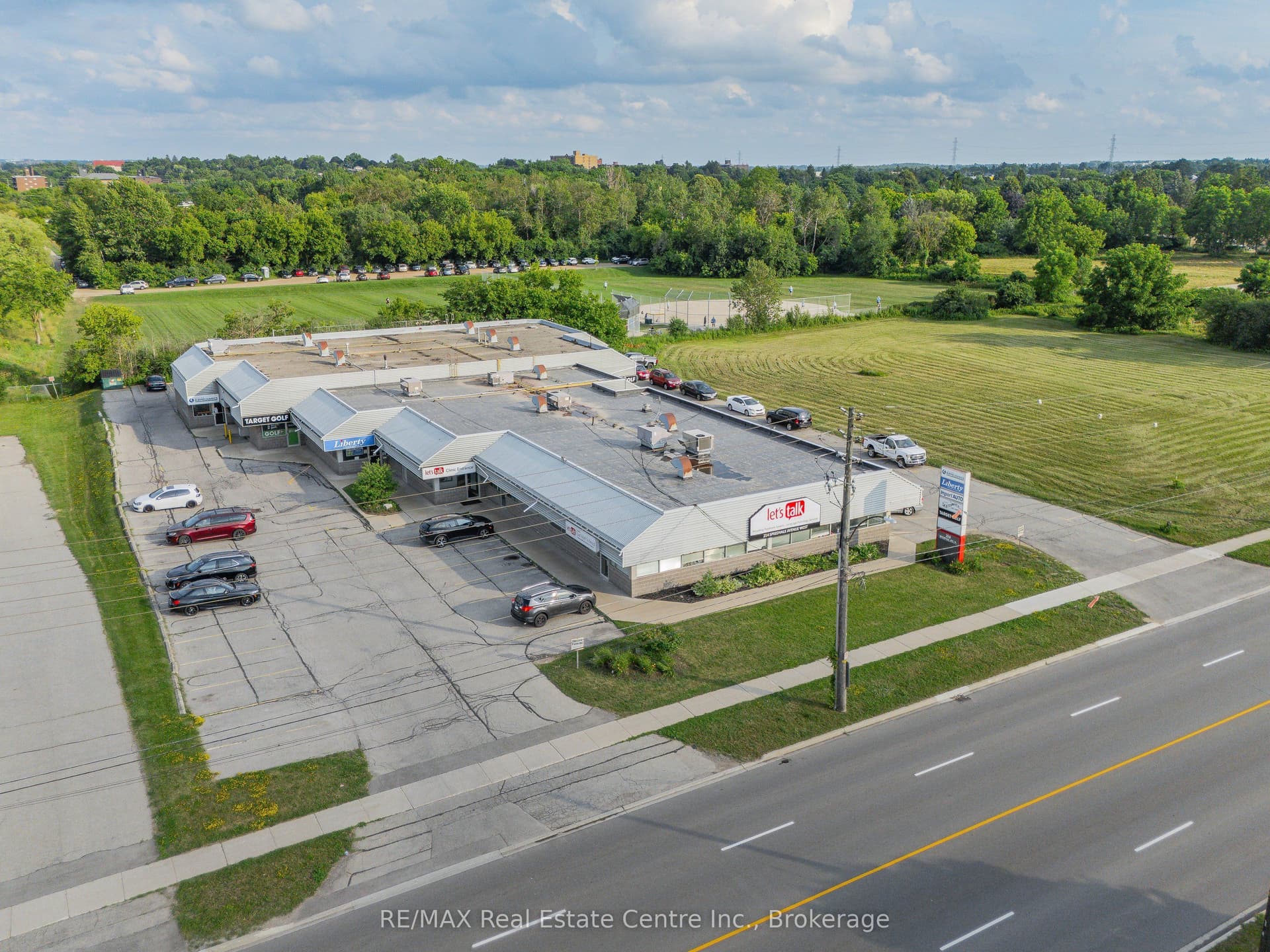 Speedvale Avenue W, Guelph, ON N1H 1C4