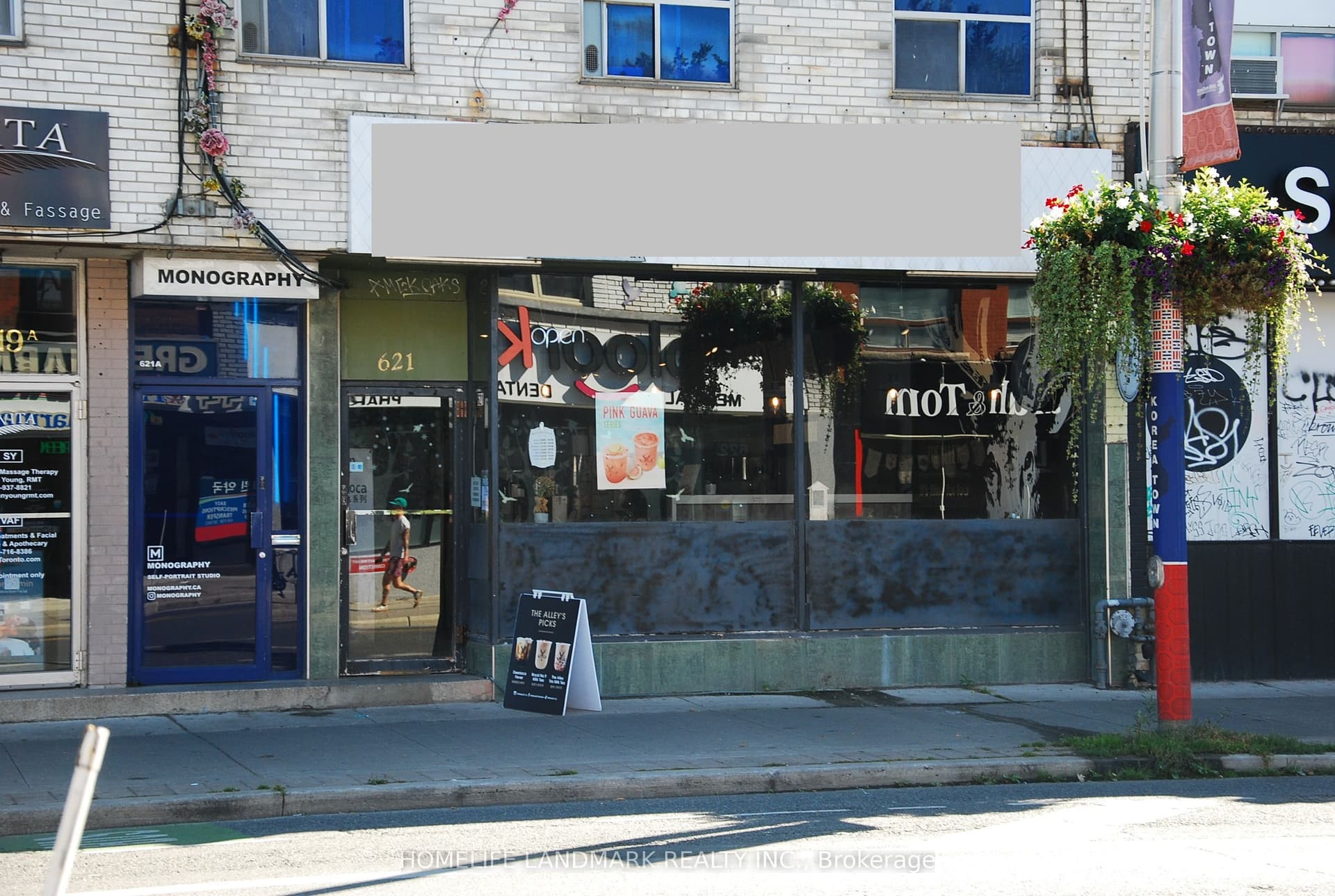 Bloor Street W, Toronto, ON M6G 1K8
