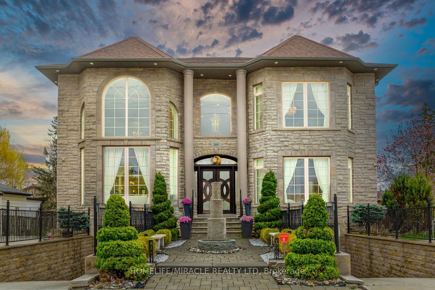 Toynevale Road, Pickering, ON L1W 2G9