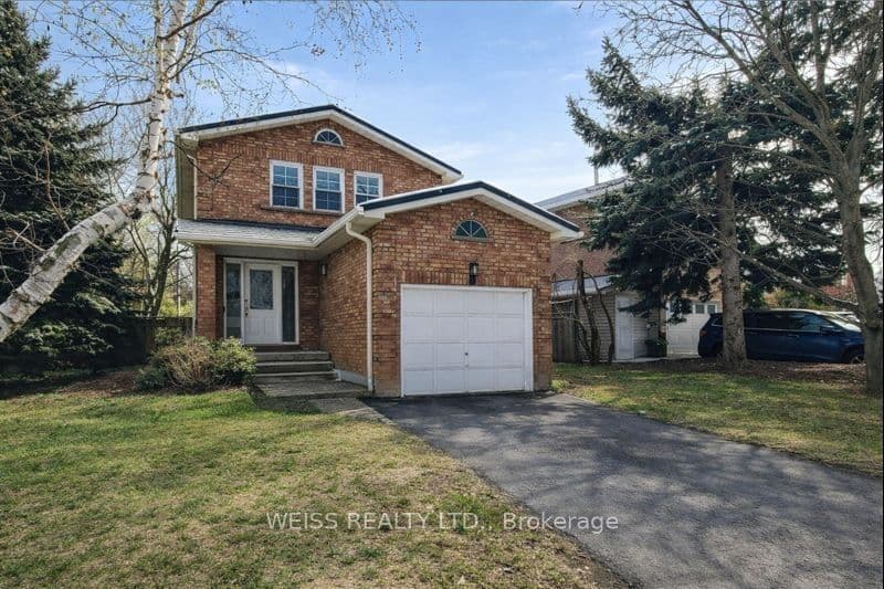 Tralee Street, Brampton, ON L6Z 2X4