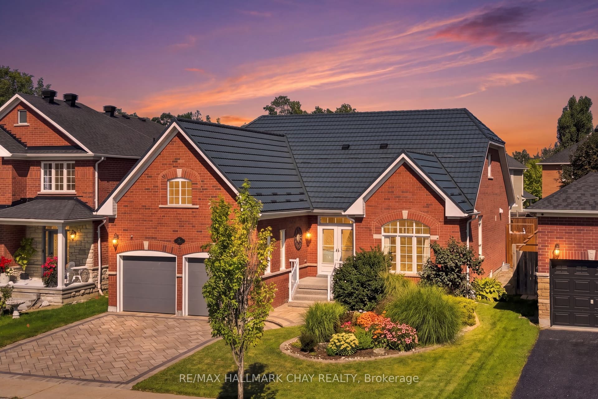 The Queensway, Barrie, ON L4M 0B5