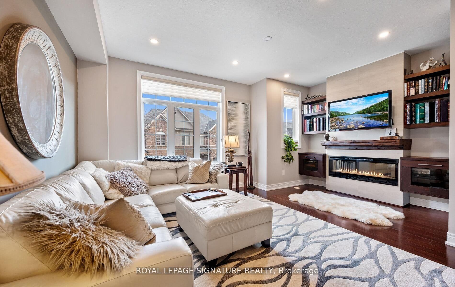 Turney Drive 19, Mississauga, ON L5M 0S5