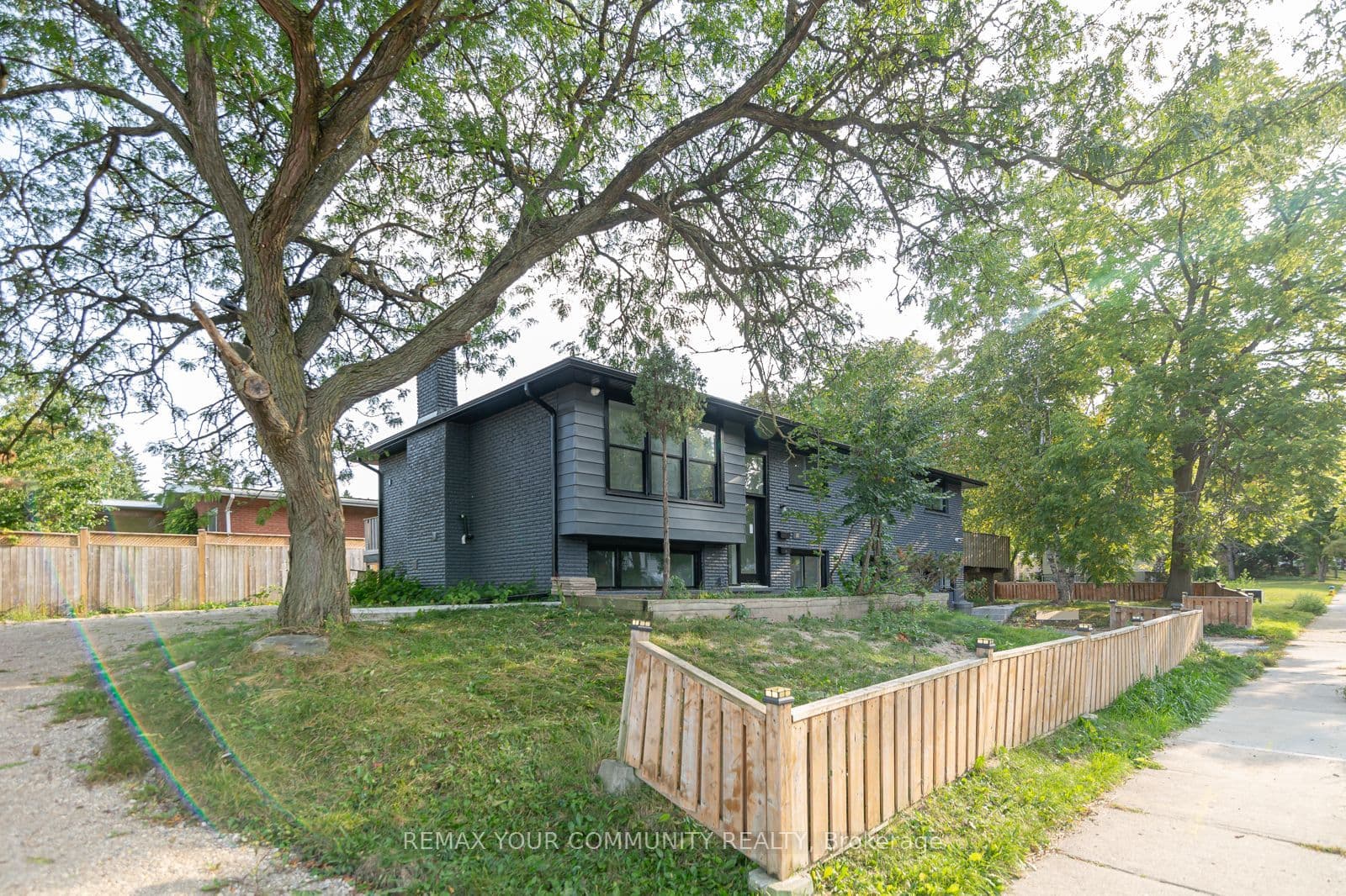 Blythwood Road N 3 Basement, Waterloo, ON N2L 3Z9
