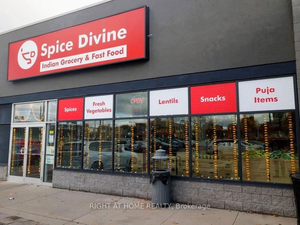 Merivale Road Unit G, Cityview - Parkwoods Hills - Rideau Shore, ON K2G 5W1