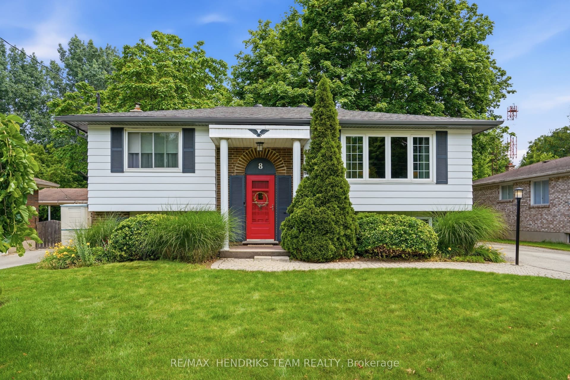 Tudor Gate Place, St. Catharines, ON L2M 1K6