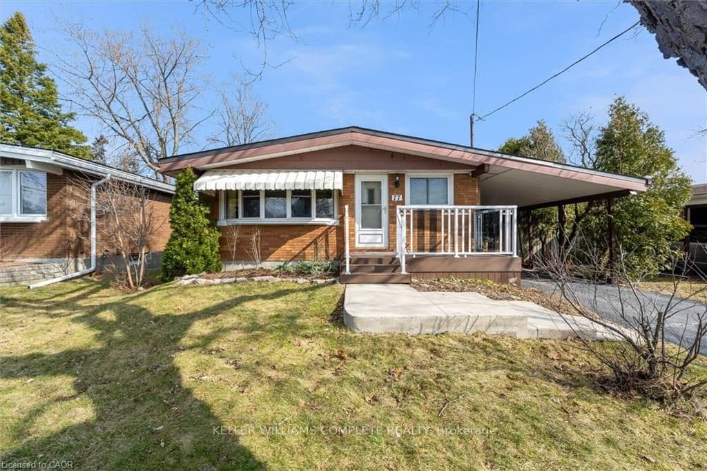 Lawfield Drive, Hamilton, ON L8V 4C6