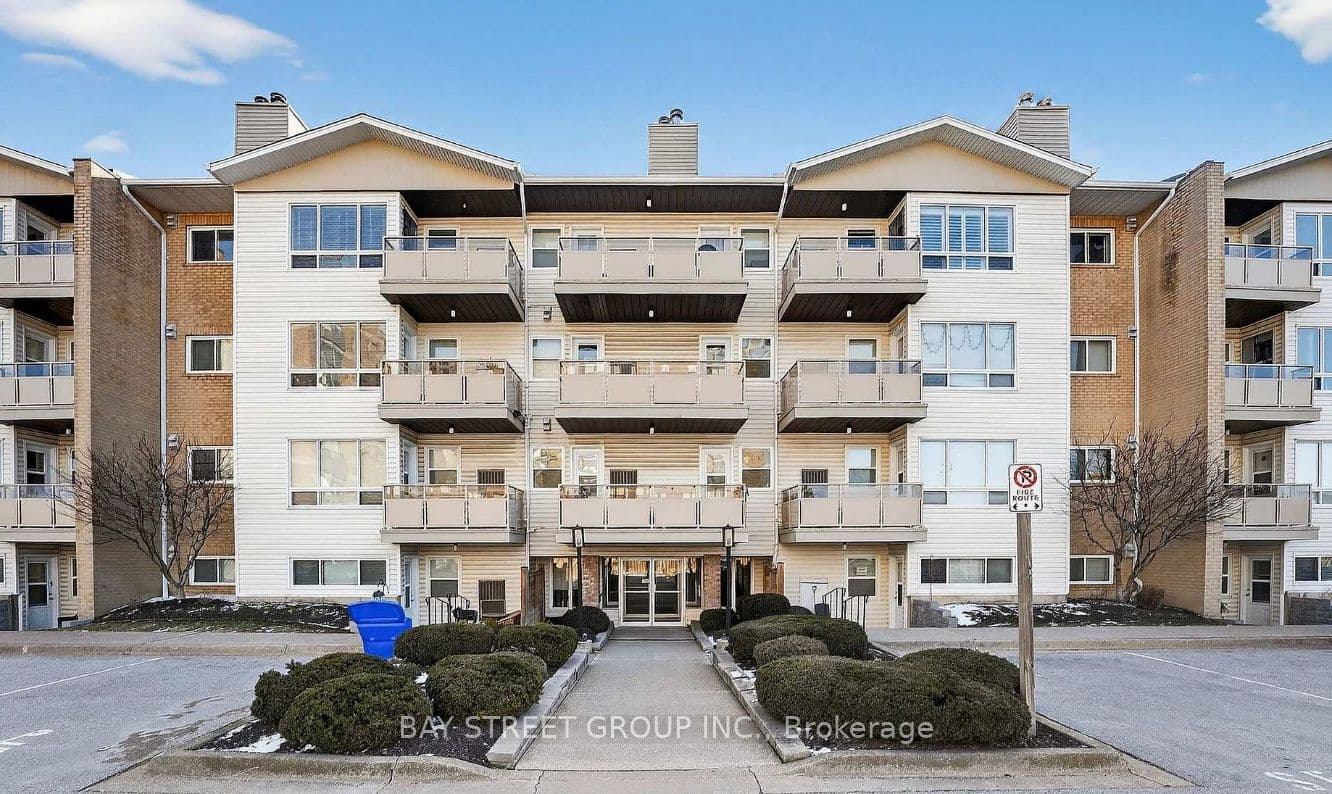 Roehampton Avenue 213, St. Catharines, ON L2M 7W9