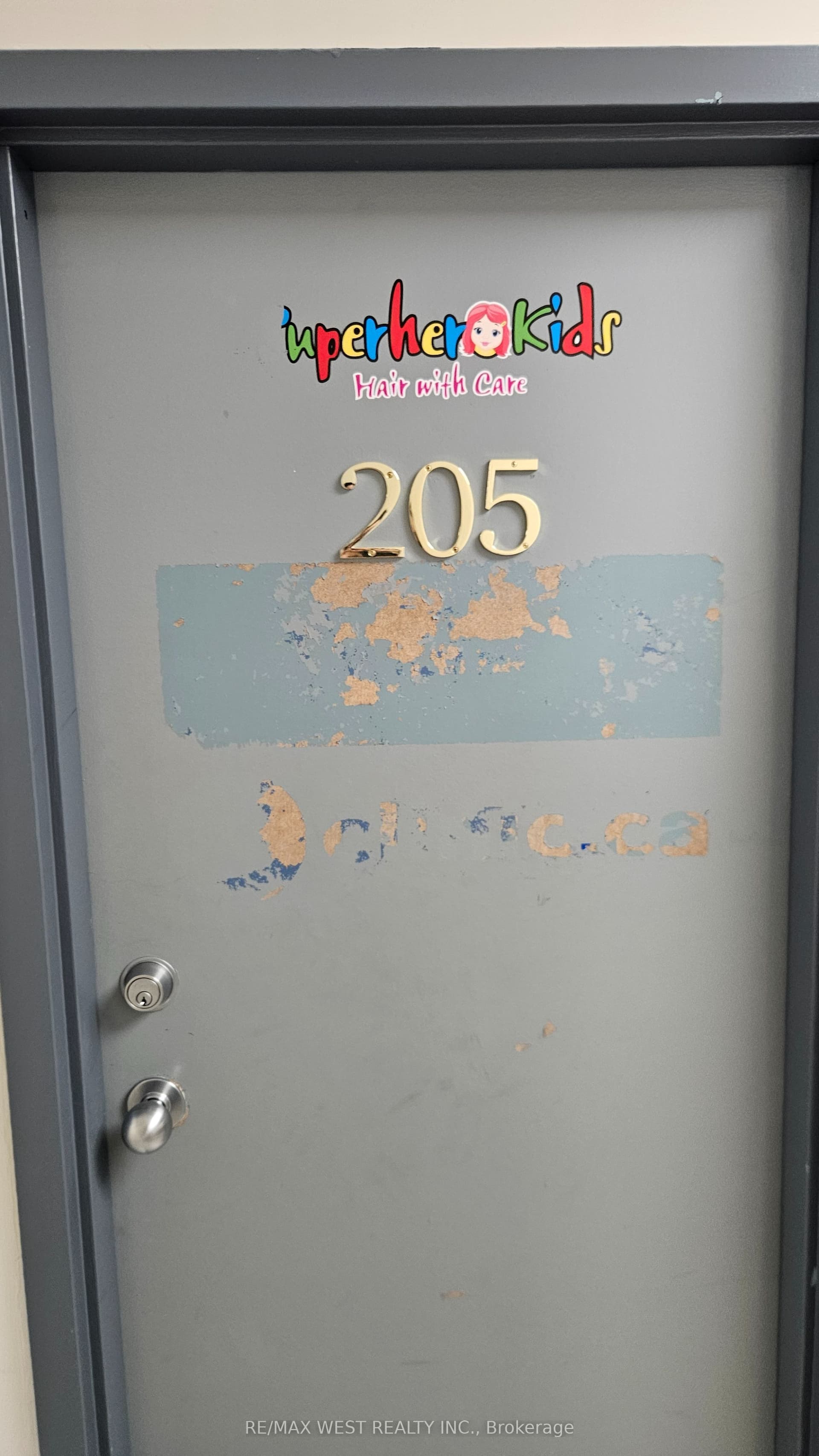 Harwood Avenue 205, Ajax, ON L1S 2H6