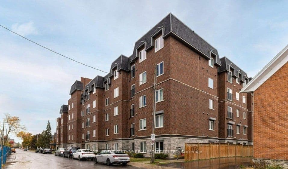 Frontenac Street 312, Kingston, ON K7K 4L9