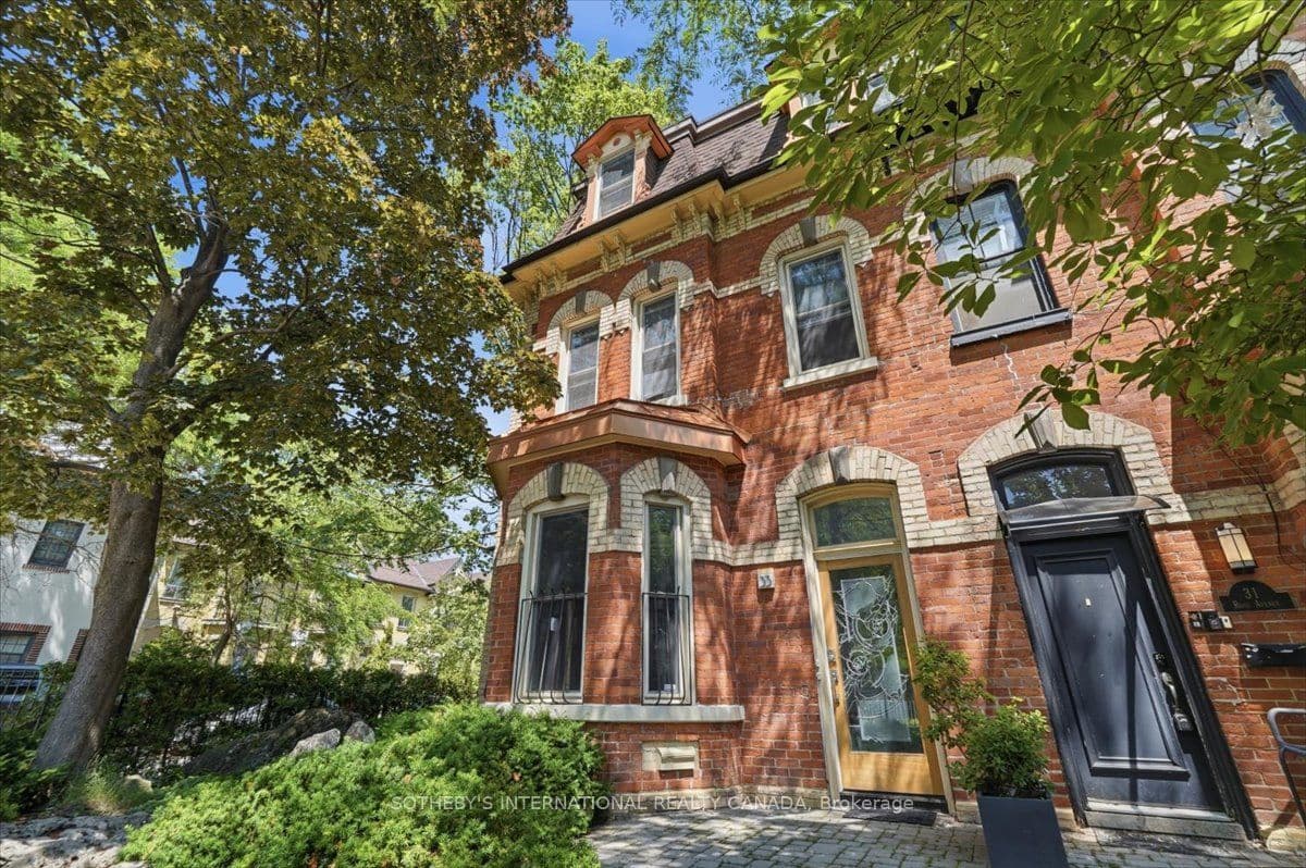 Rose Avenue, Toronto, ON M4X 1N7