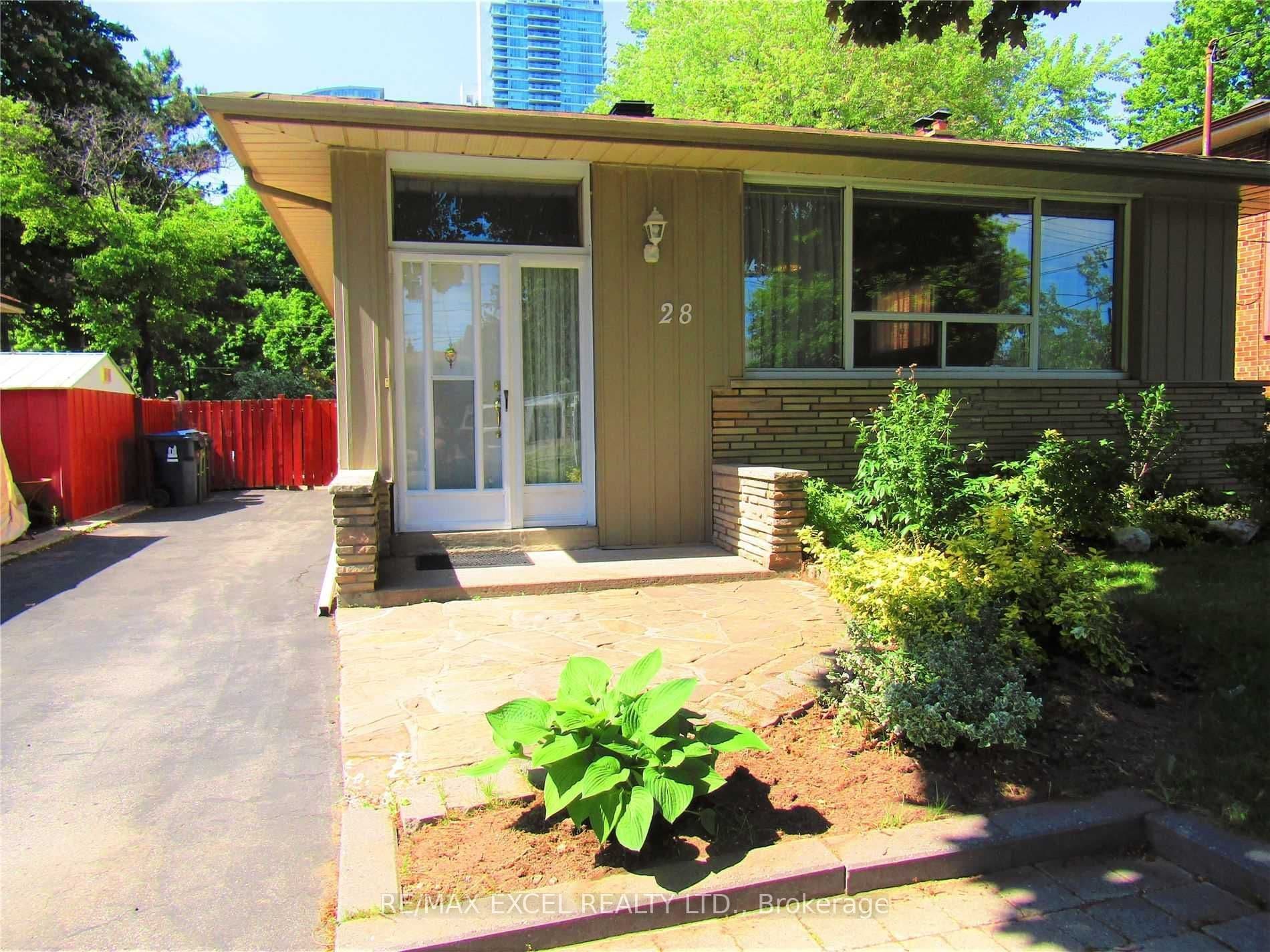 Aspendale Drive Main, Toronto, ON M1P 4J6
