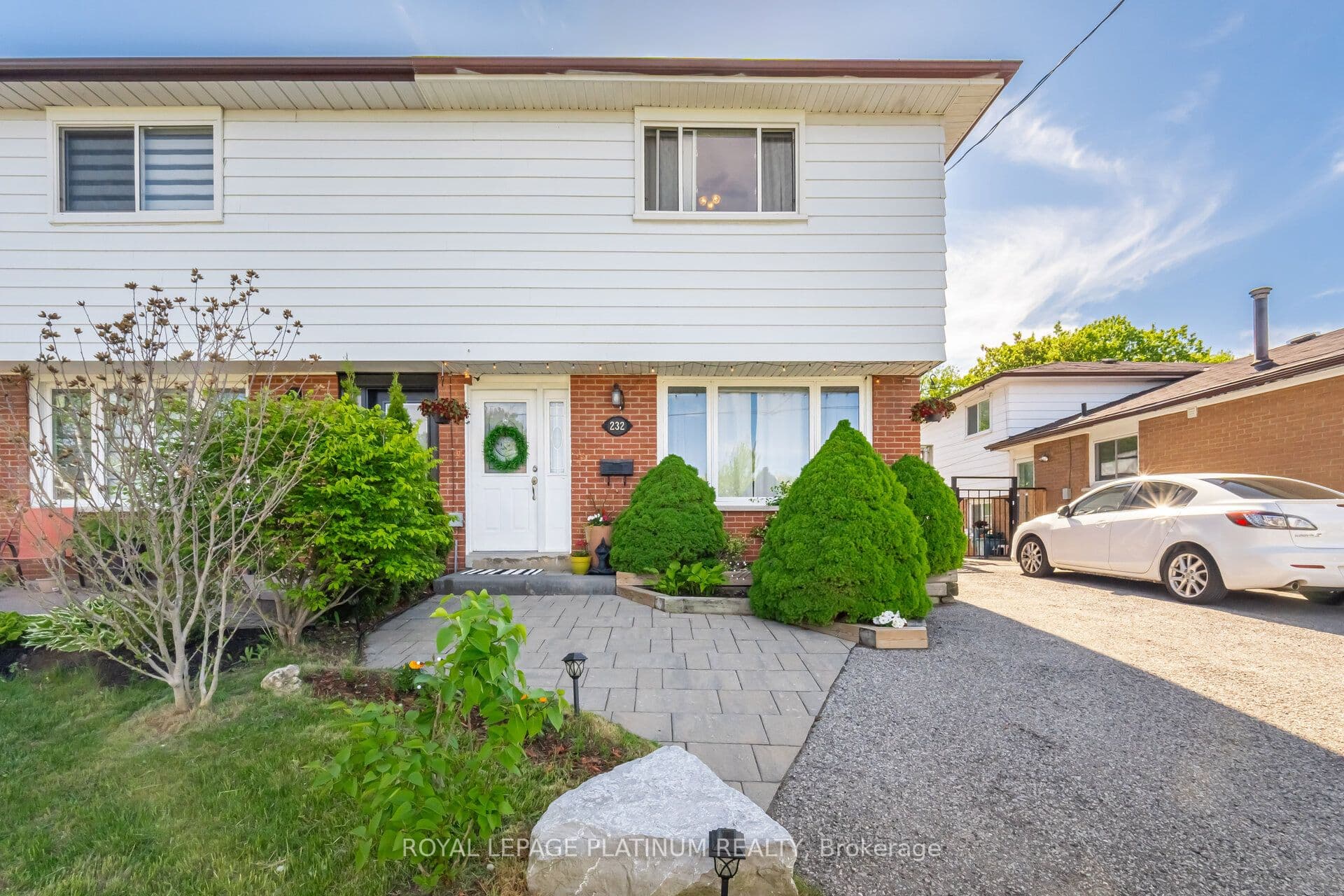 Durham Street, Oshawa, ON L1J 5R3