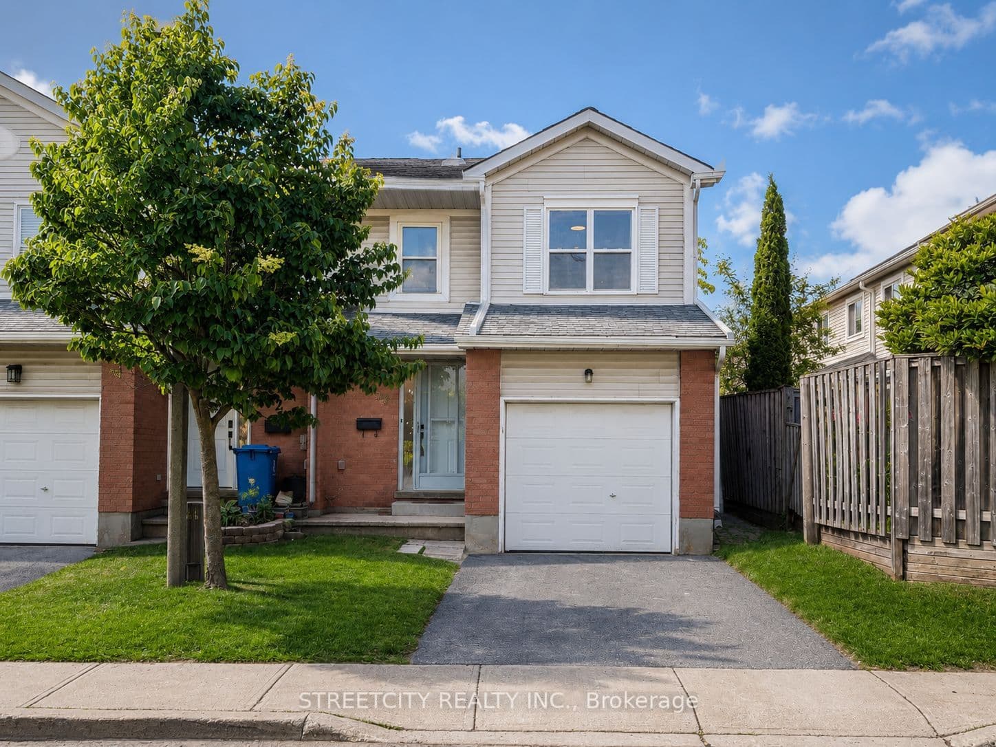 Century Drive 23, Orangeville, ON L9W 4L3