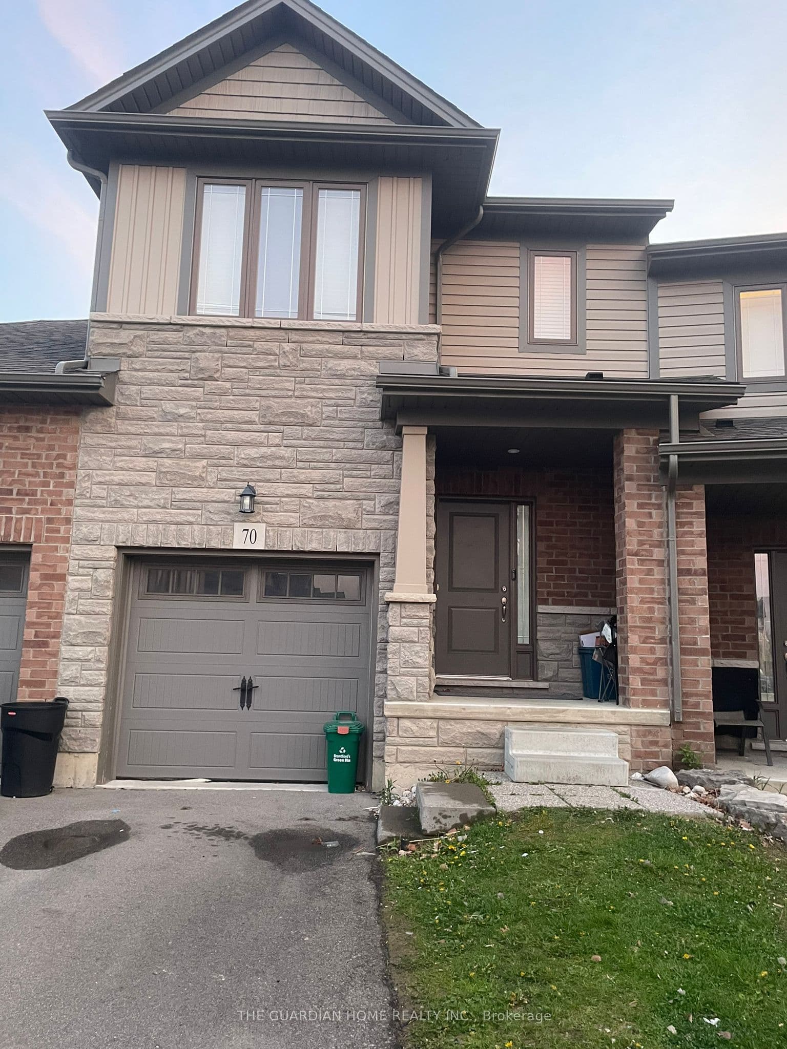 Diana Avenue 70, Brantford, ON N3T 0R6
