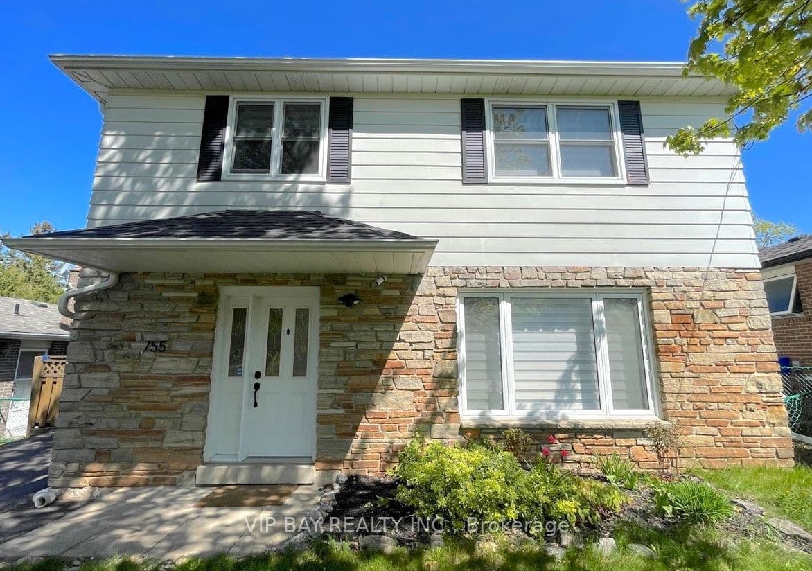 Botany Hill Crescent, Newmarket, ON L3Y 3A7