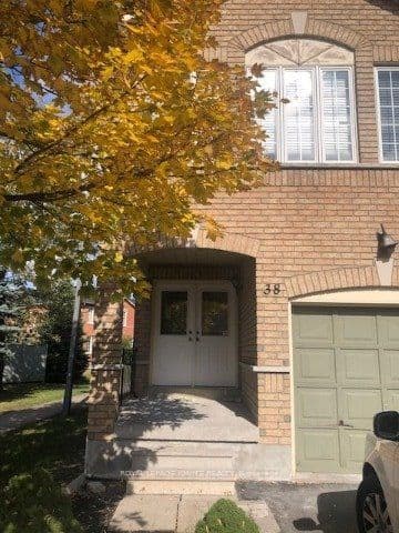 Rexwood Road 38, Mississauga, ON L4T 4L3