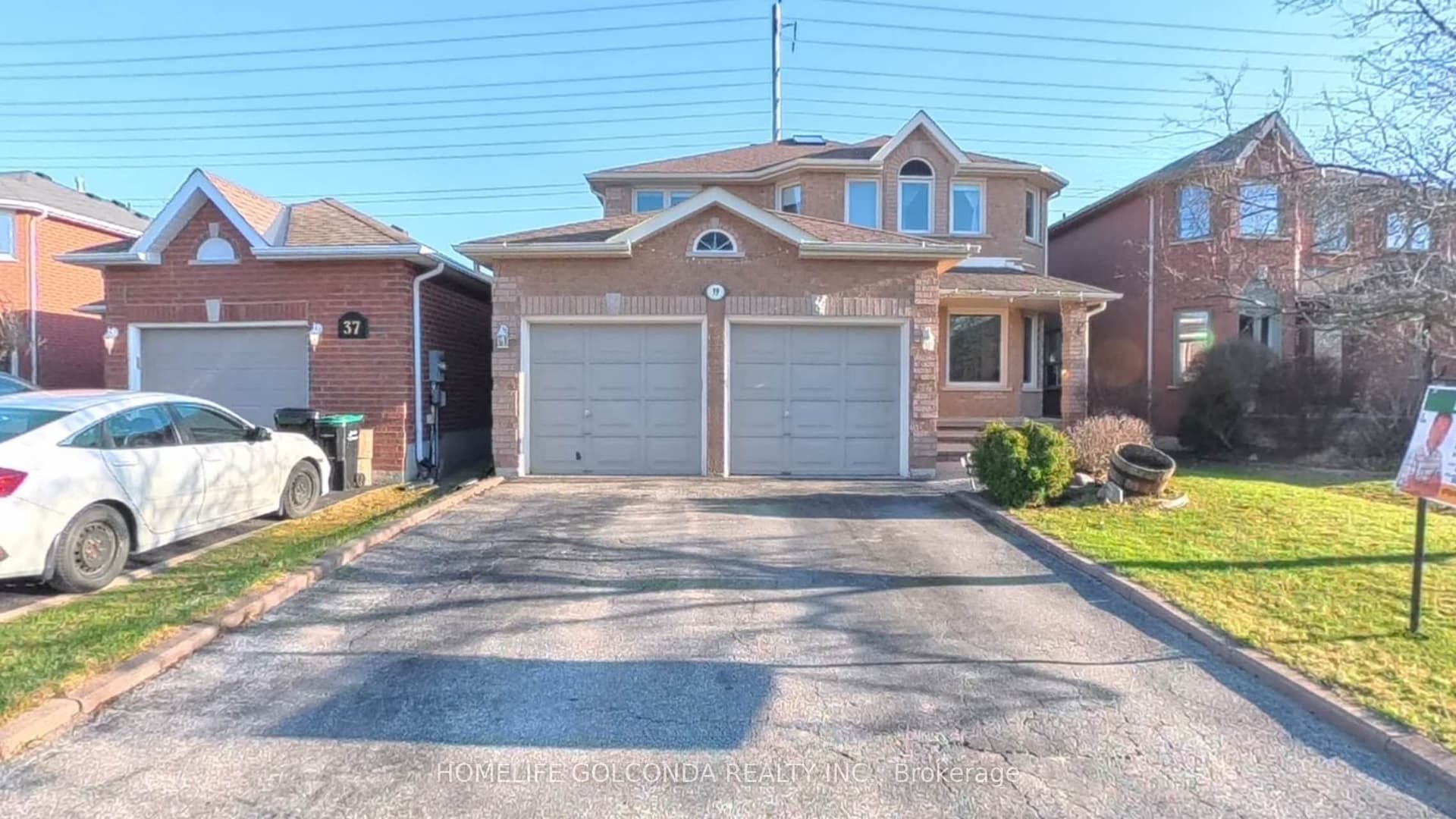 Etherington Crescent, Barrie, ON L4N 7T2