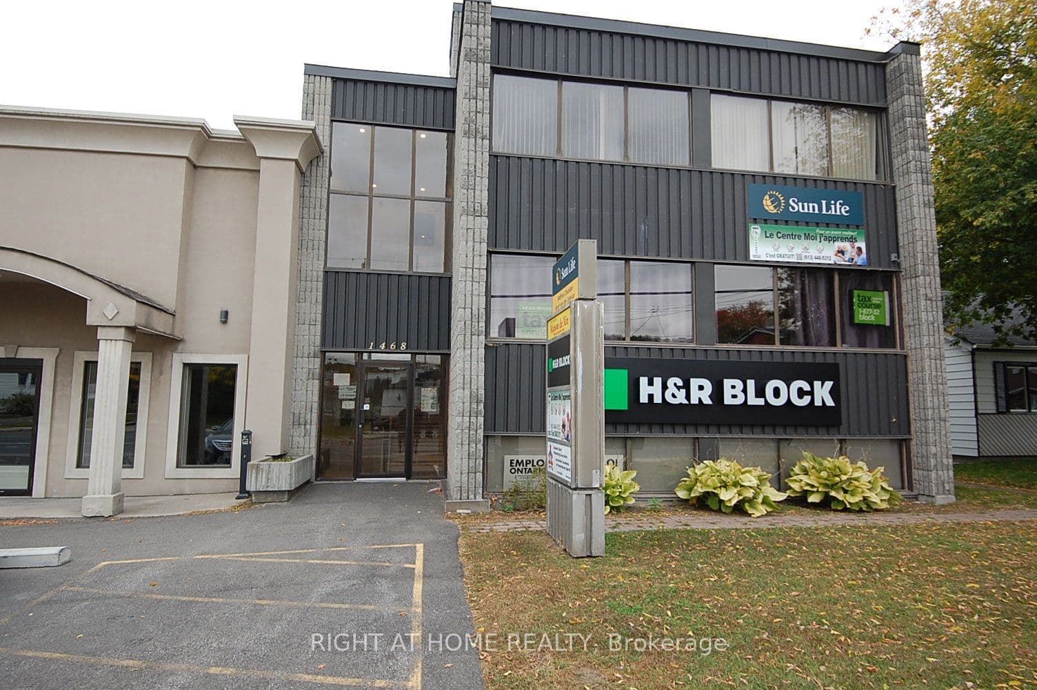Laurier Street 203, Clarence-Rockland, ON K4K 1C7