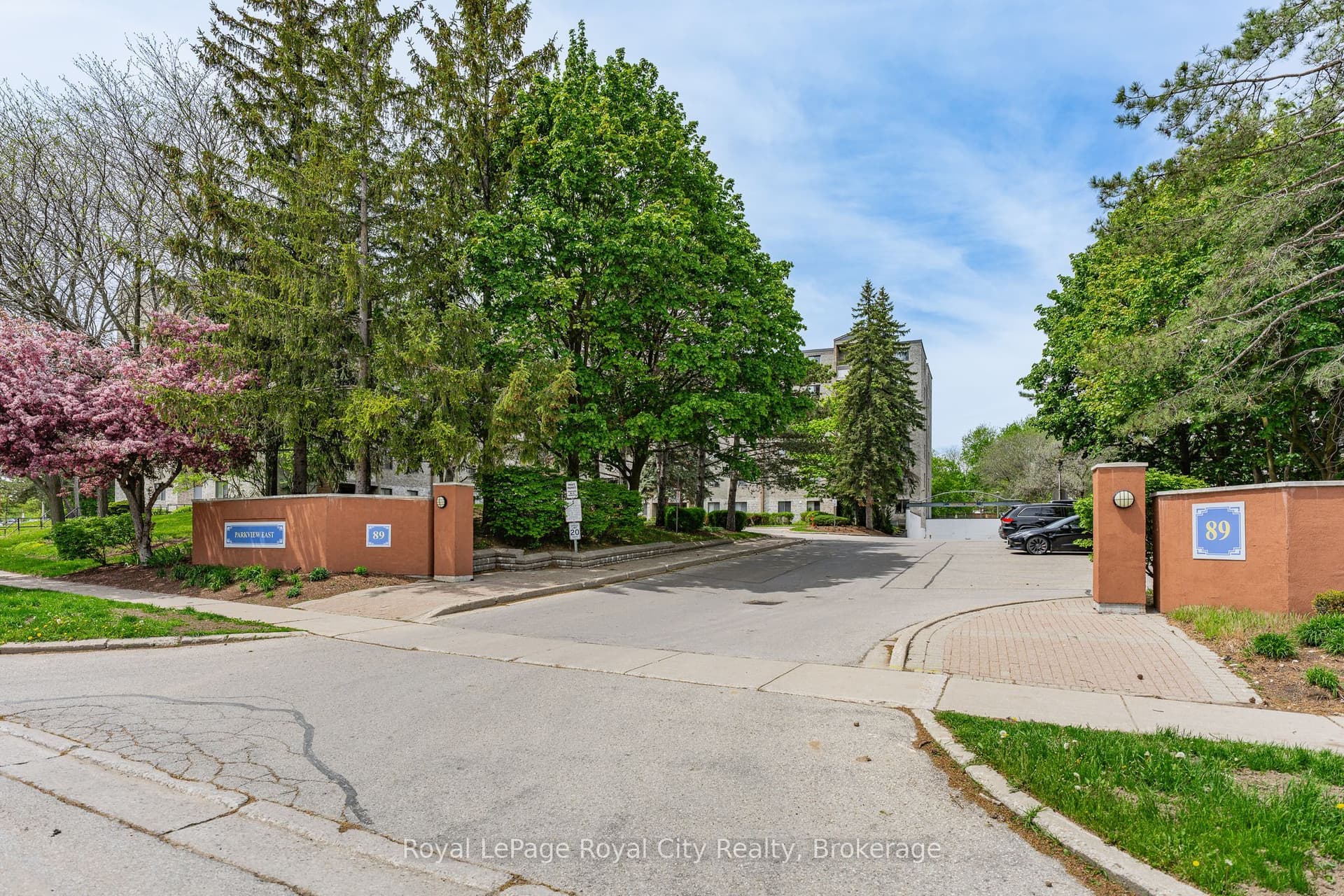 Westwood Road 407, Guelph, ON N1H 7J6